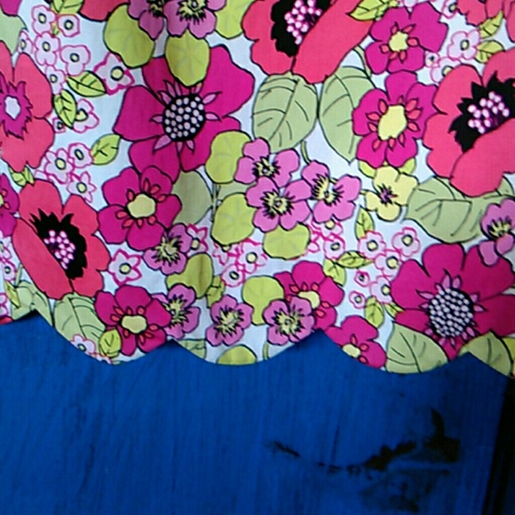 Dress - Picture 3 of 4